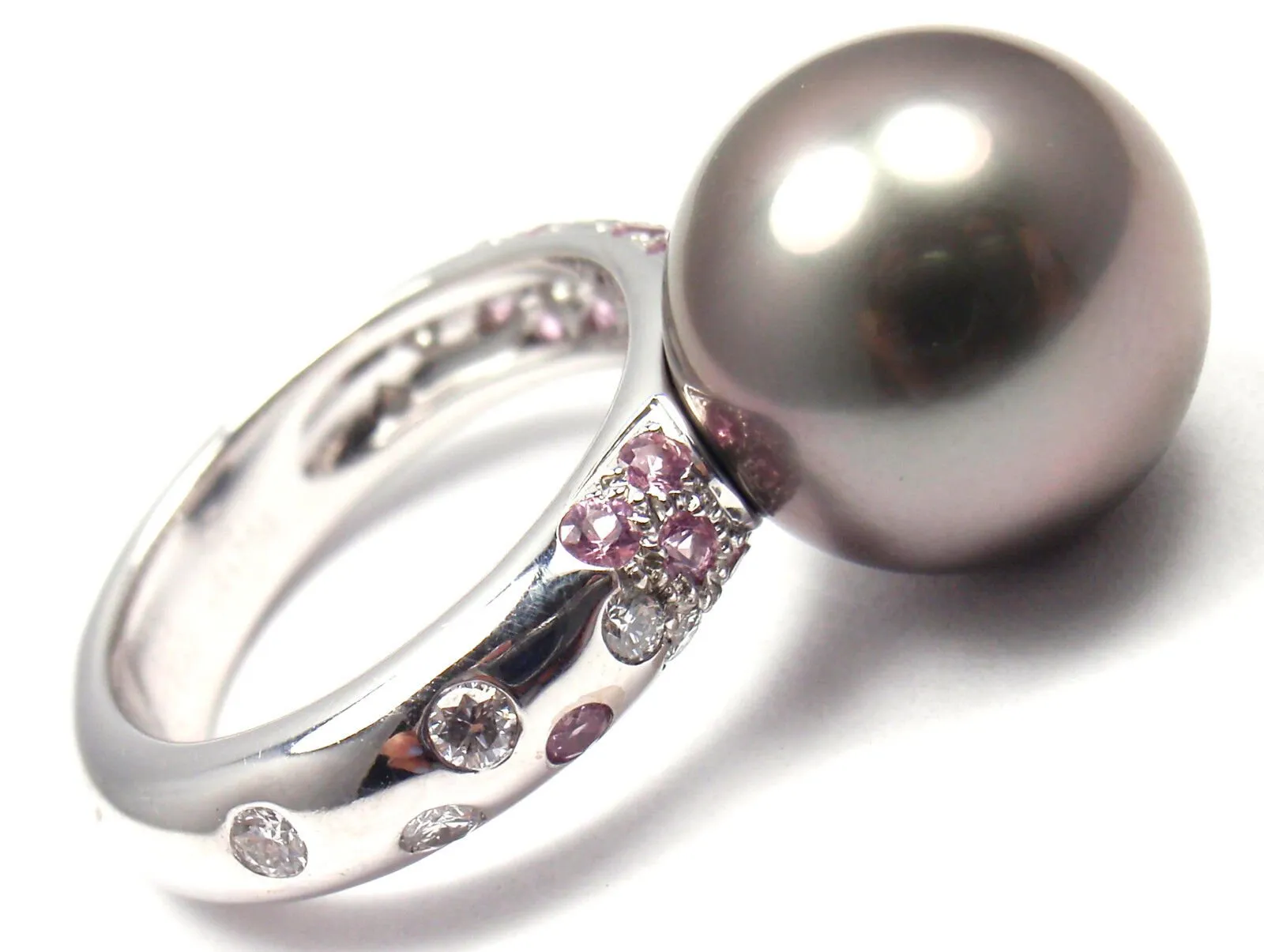 Authentic! Cartier 18K White Gold Tahitian Pearl Diamond Pink Sapphire Ring