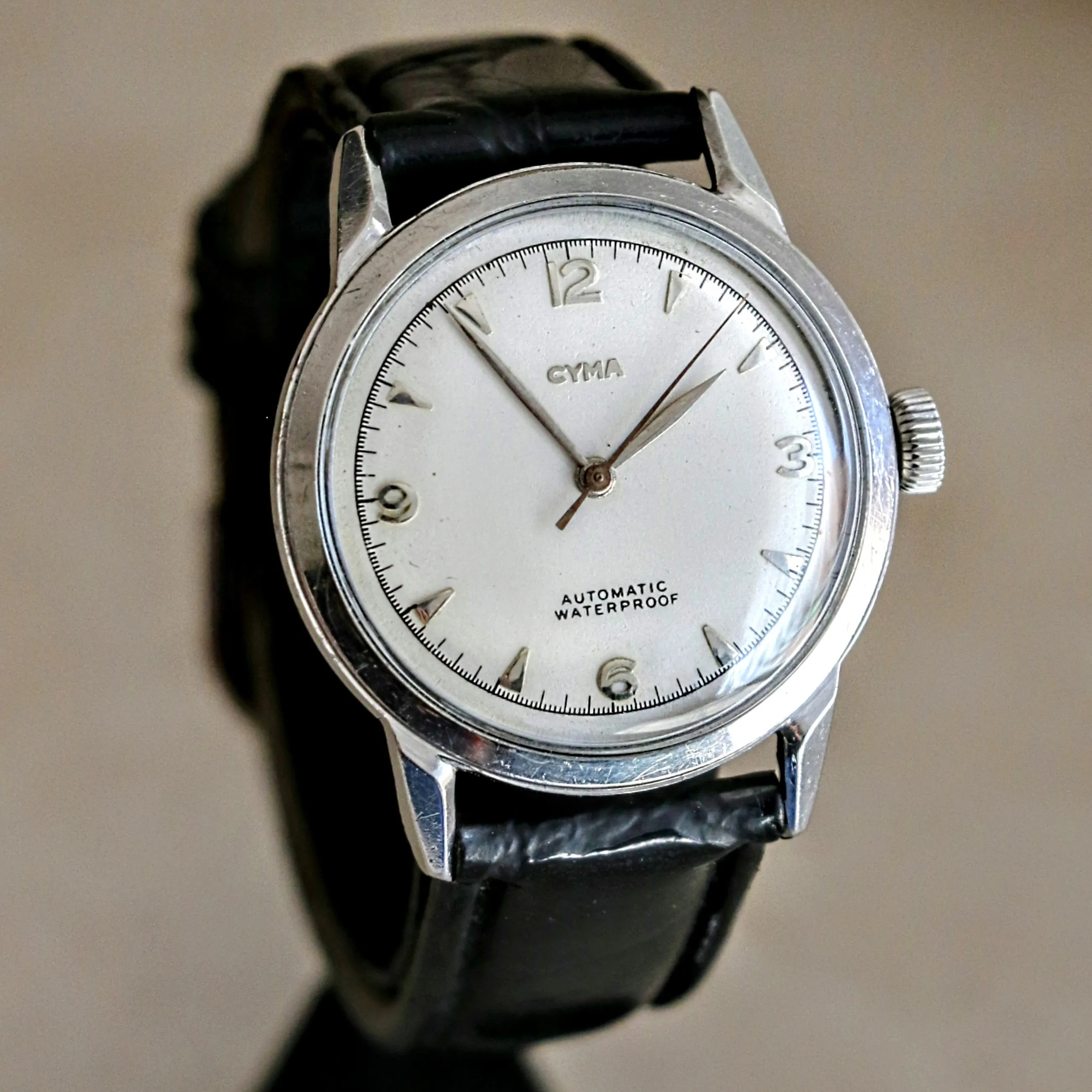 CYMA Bumper Automatic Cal. R.420 Watch - Vintage Swiss Made Wristwatch