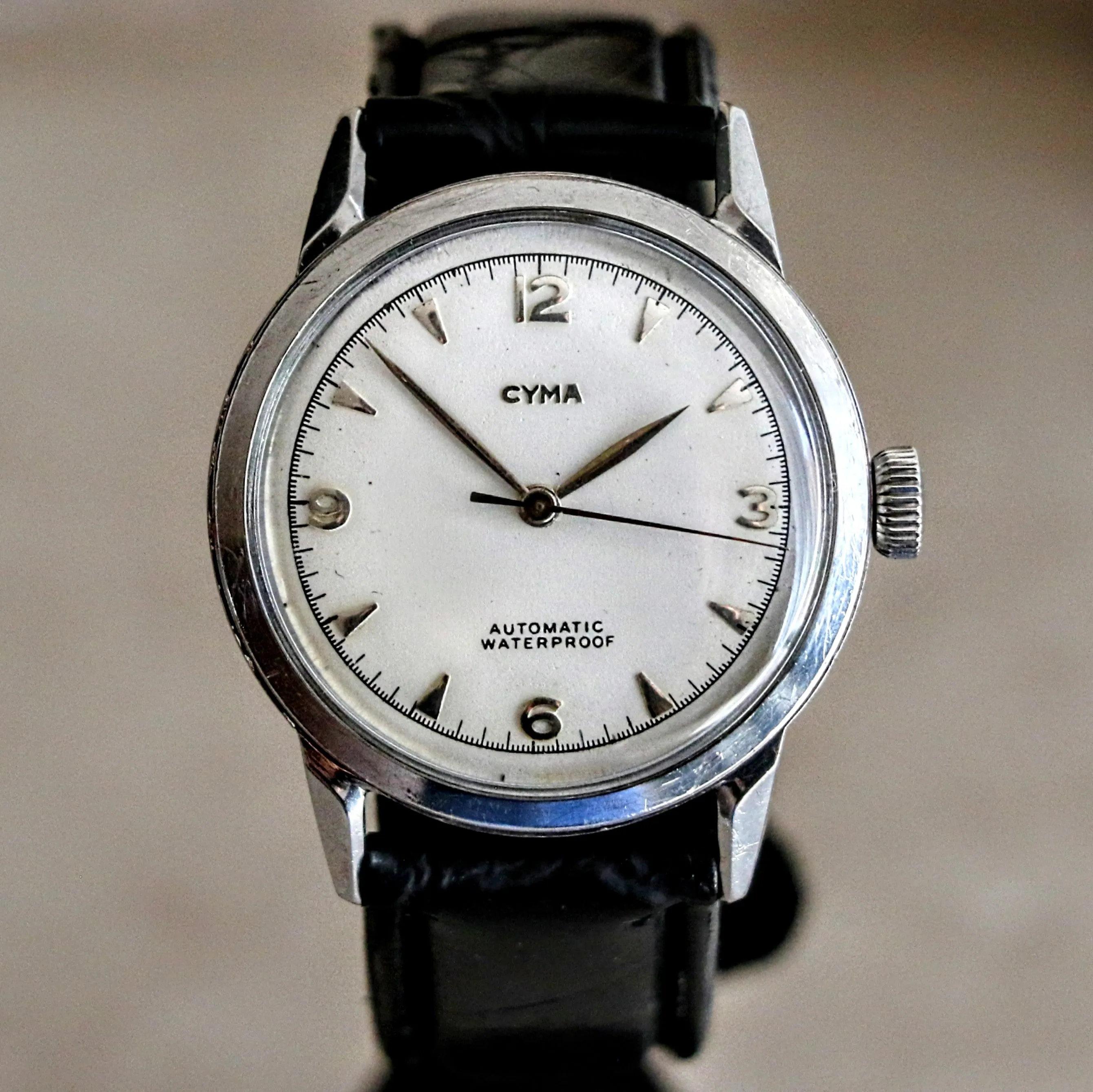 CYMA Bumper Automatic Cal. R.420 Watch - Vintage Swiss Made Wristwatch
