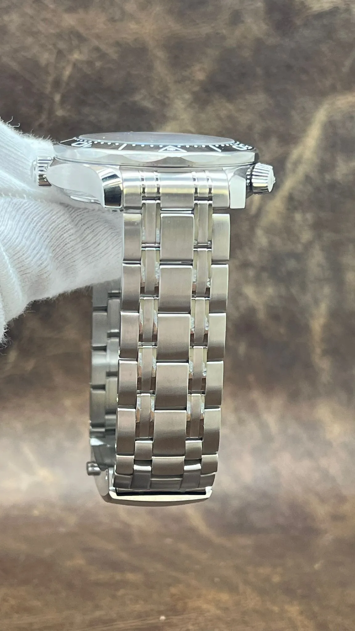 Omega Seamaster Diver 300M Ceramic B&P 2024 210.30.42.20.04.001 White Dial Automatic Men's Watch