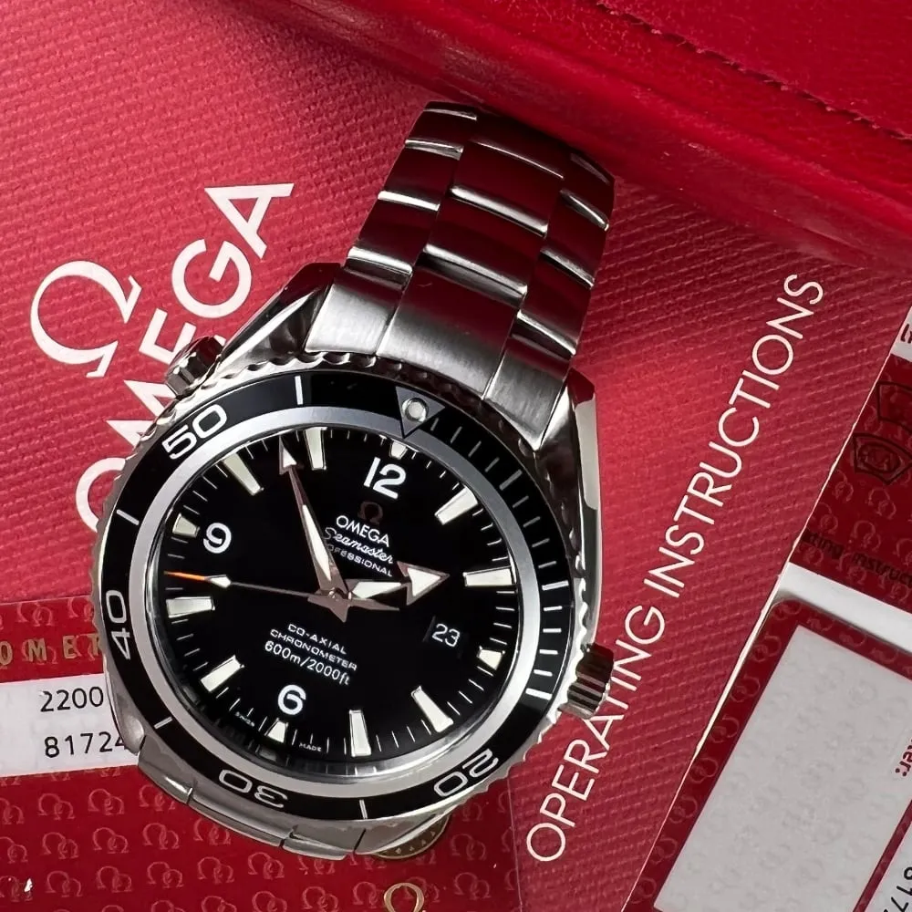 Omega Seamaster Planet Ocean 22005000 2500XL (2010)