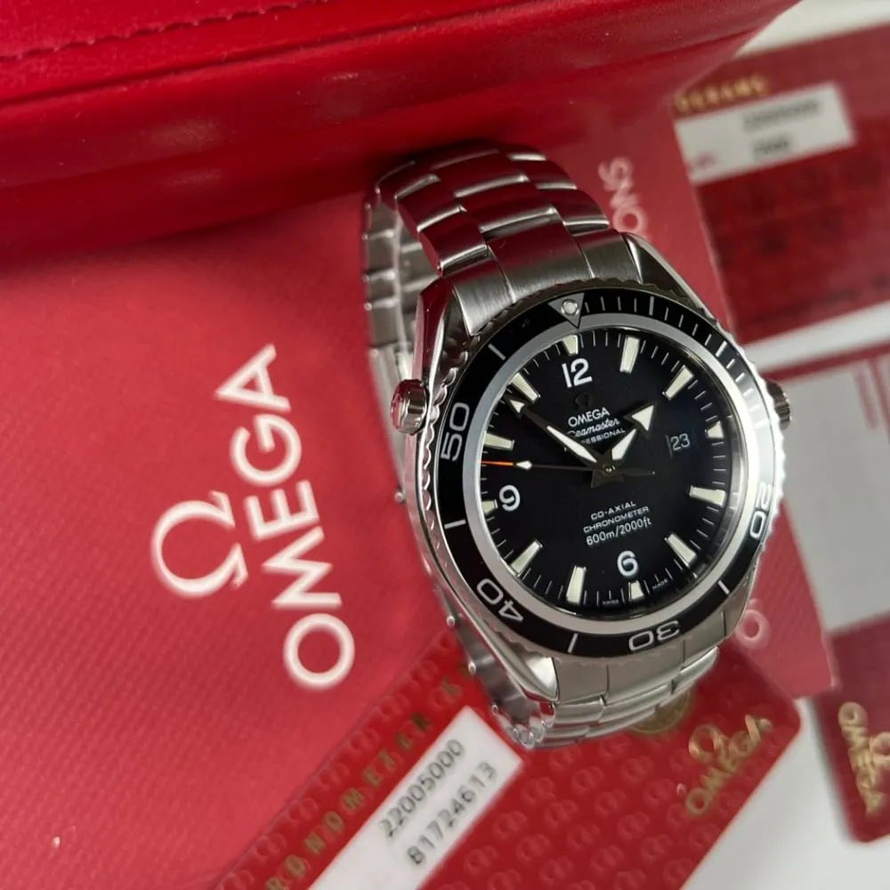 Omega Seamaster Planet Ocean 22005000 2500XL (2010)