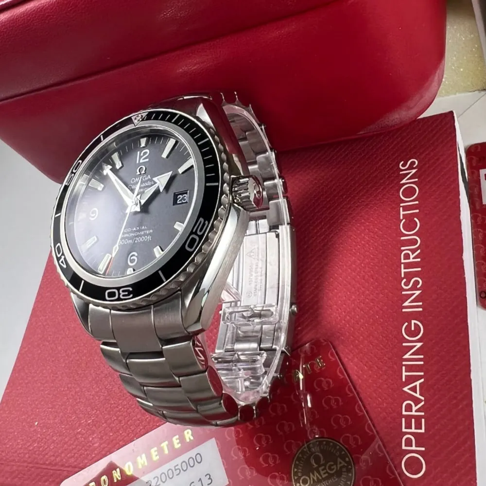 Omega Seamaster Planet Ocean 22005000 2500XL (2010)