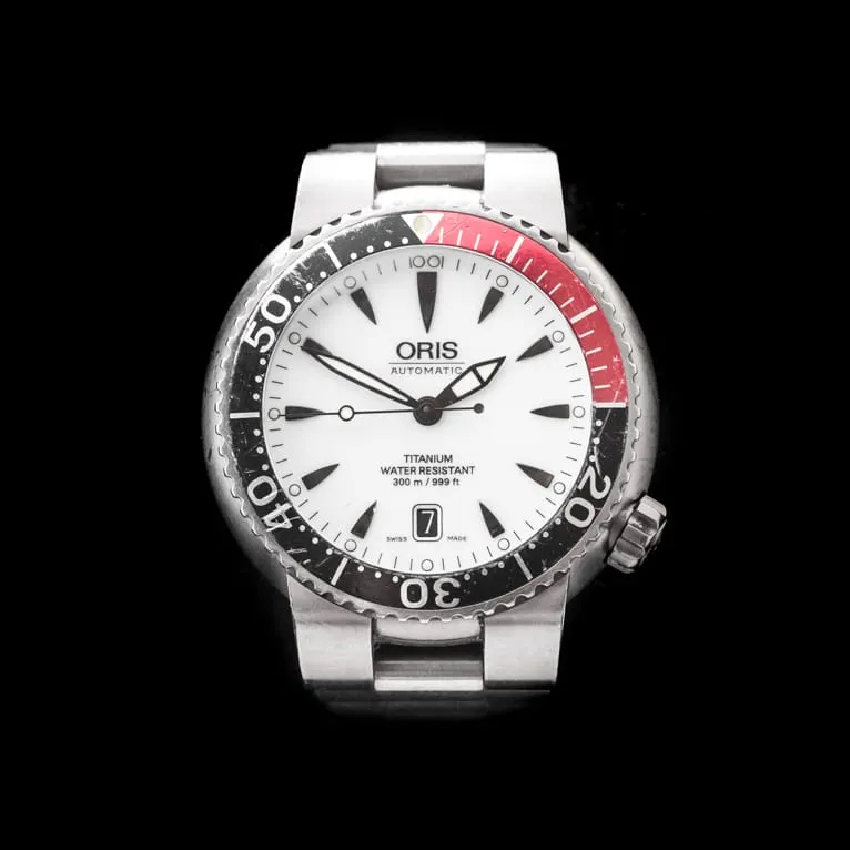 Oris Divers Titan Date - Full Lume Dial