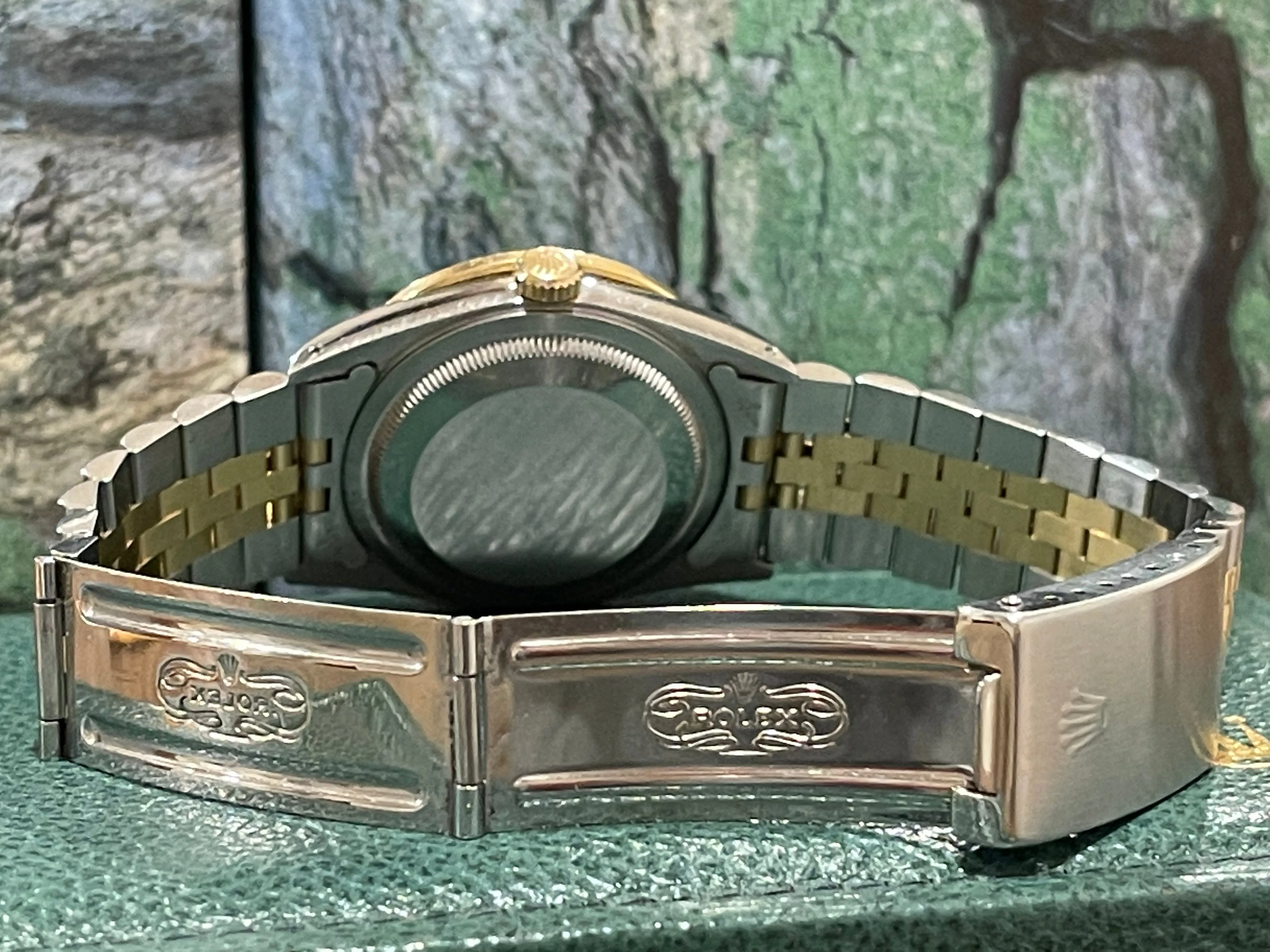 Rolex Datejust 36mm 16233 Men's or Women's Watch.  Custom 18k Yellow gold Oversized Diamond Bezel and Tahitian Mother Of Pearl Diamond Dial