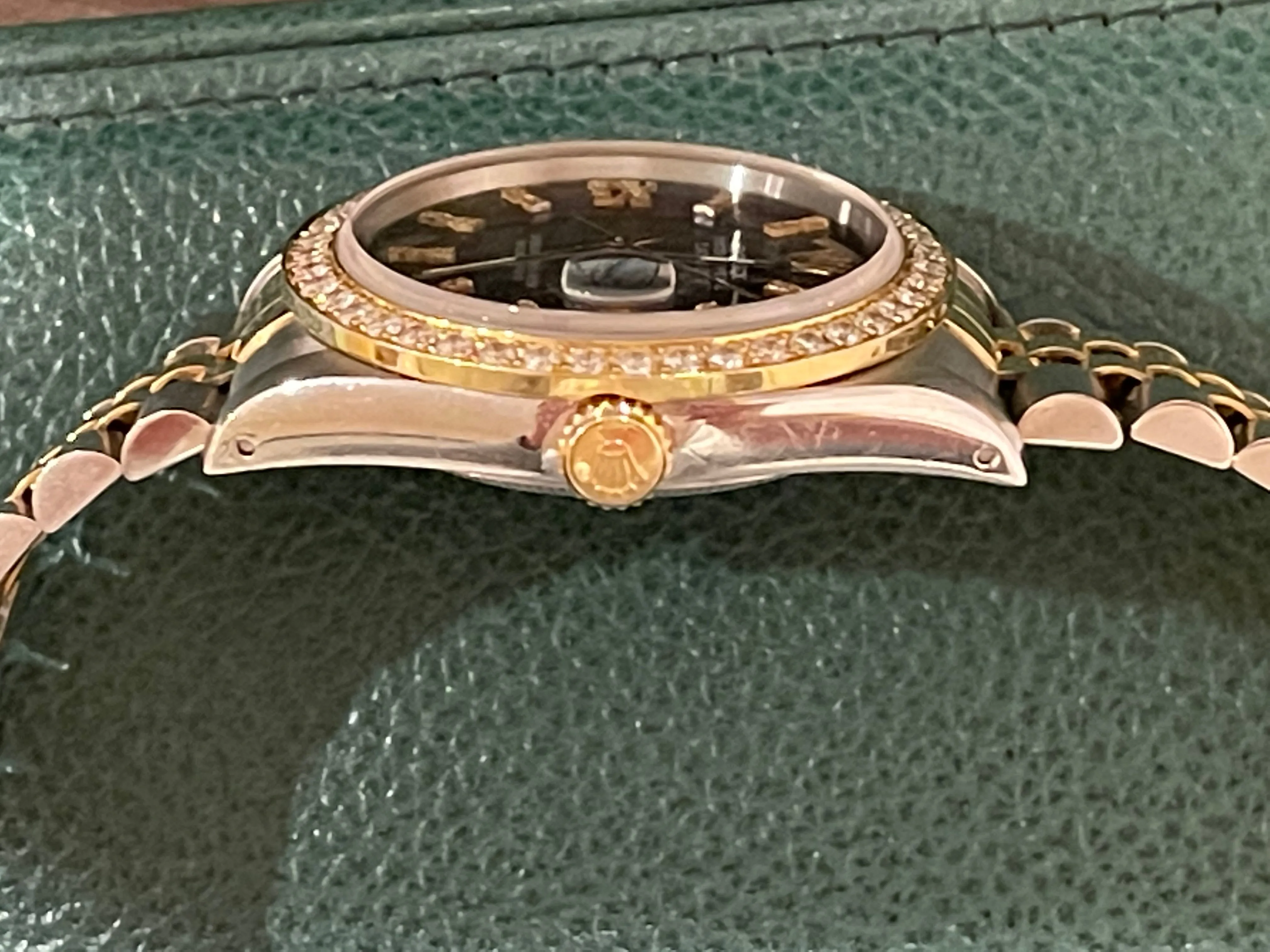 Rolex Datejust 36mm 16233 Men's or Women's Watch.  Custom 18k Yellow gold Oversized Diamond Bezel and Tahitian Mother Of Pearl Diamond Dial