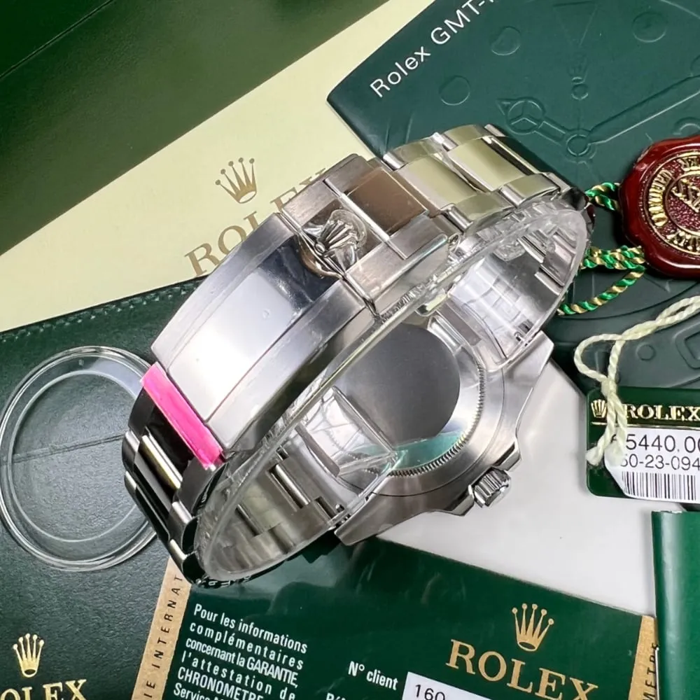 Rolex GMT Master II 116710LN (NOS)