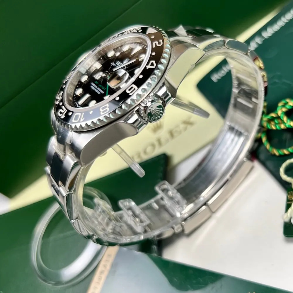 Rolex GMT Master II 116710LN (NOS)