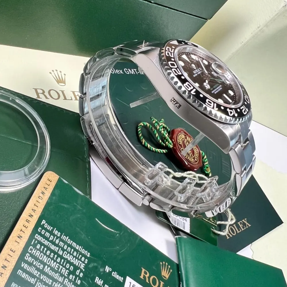 Rolex GMT Master II 116710LN (NOS)