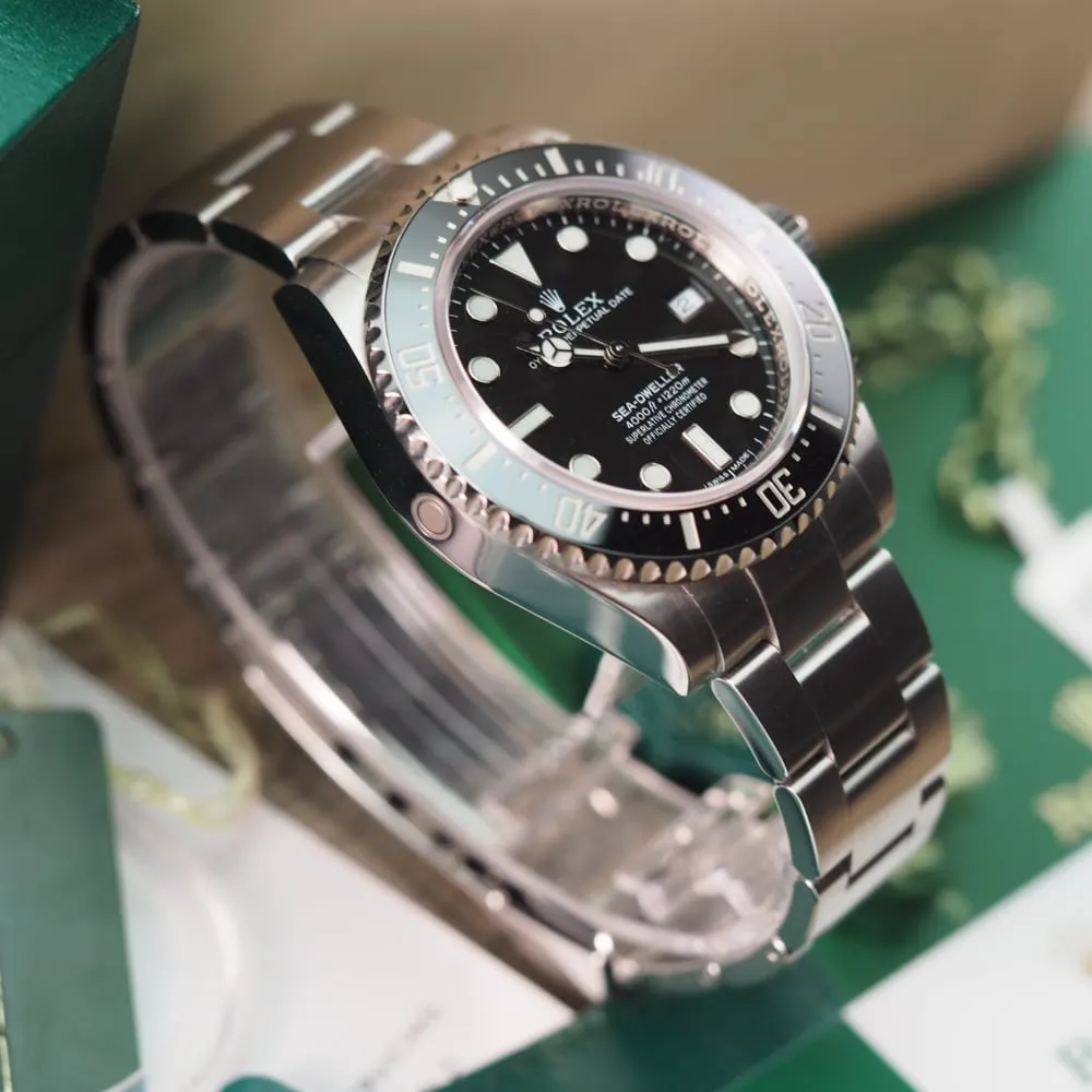 Rolex Sea Dweller 4000 - 116600 (2016)