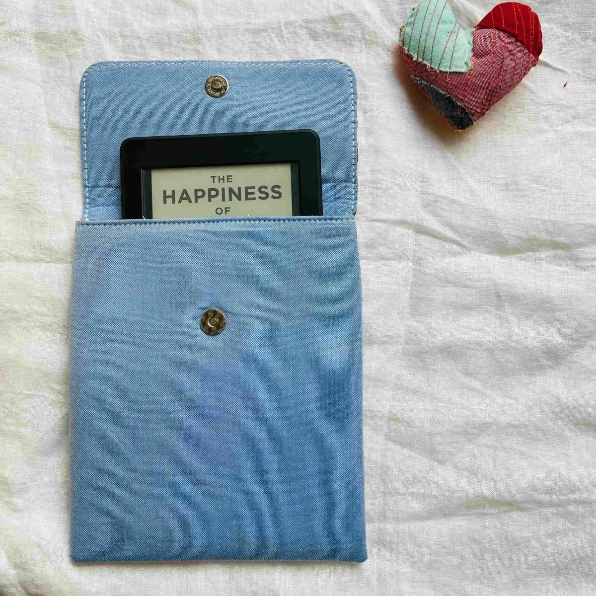 Unique Kindle Sleeve- Blue with print- Fits all Kindle