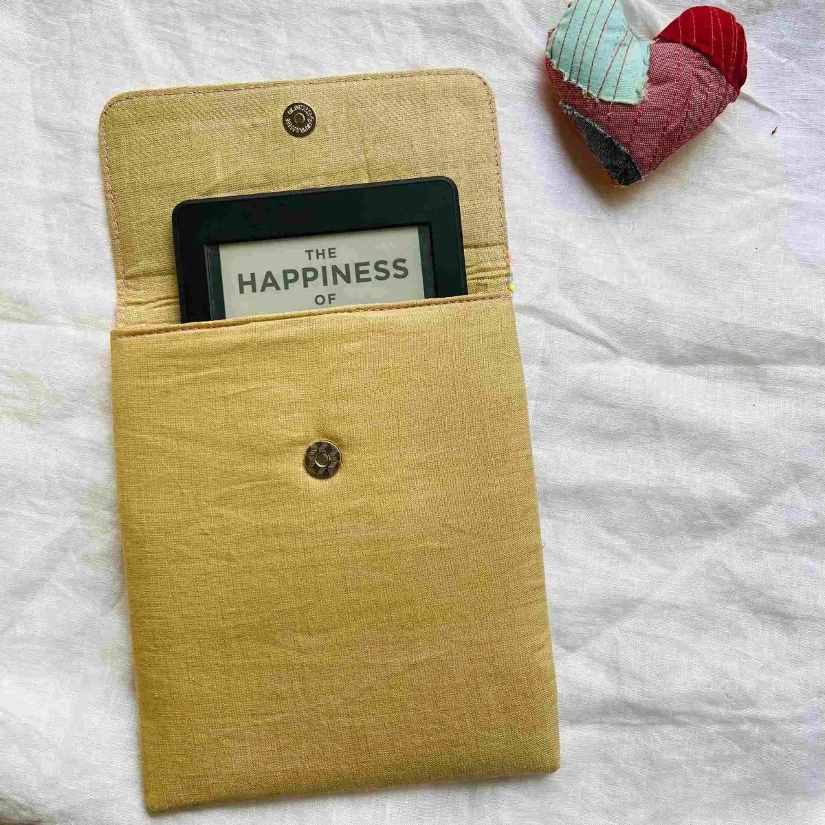 Unique Kindle Sleeve- Golden with print- Fits all Kindle