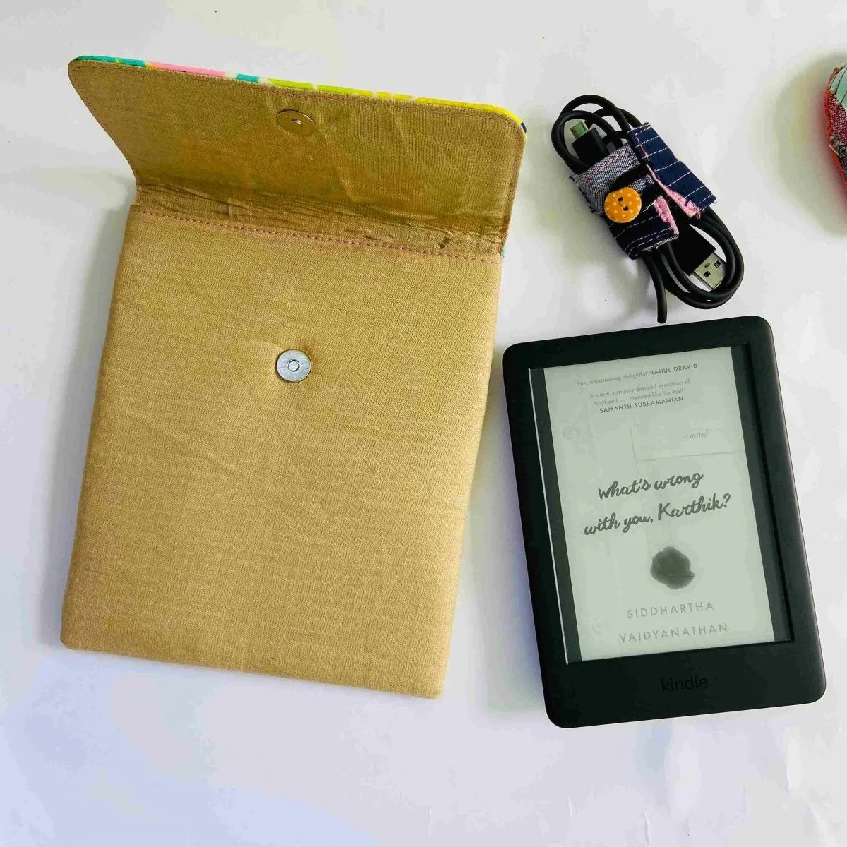 Unique Kindle Sleeve- Golden with print- Fits all Kindle