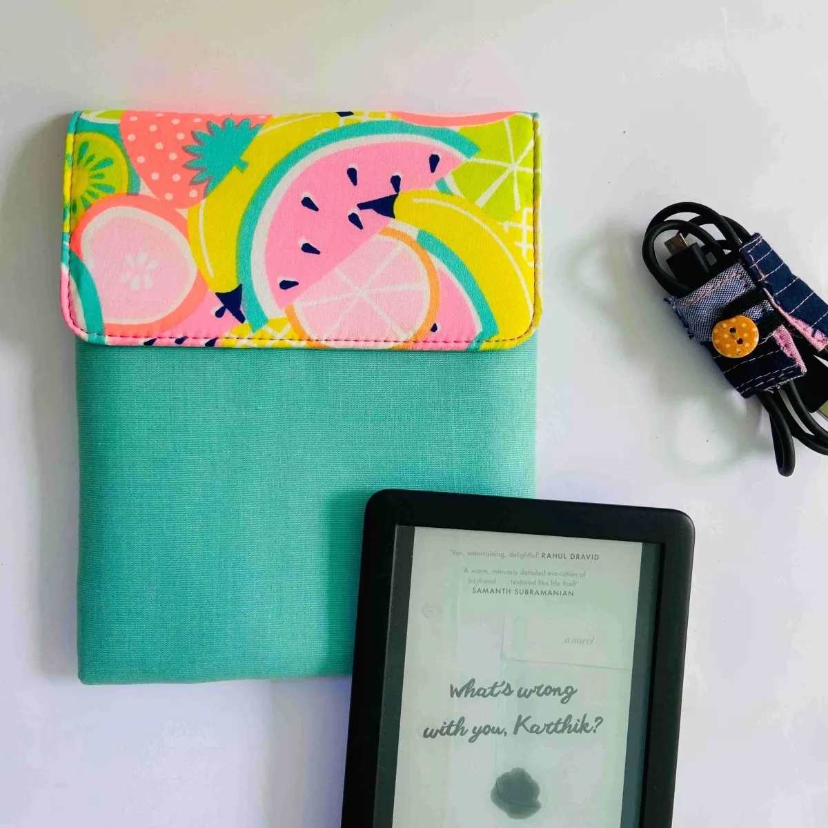 Unique Kindle Sleeve- Green with print -Fits all Kindle