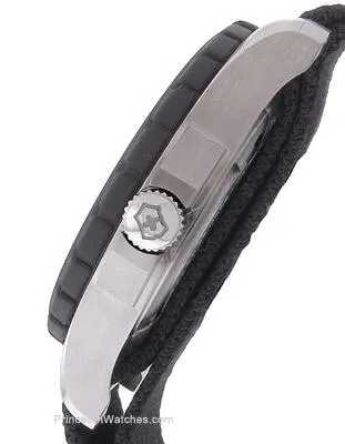 Victorinox Swiss Army Mens Maverick Sport - Black Dial - NATO Strap