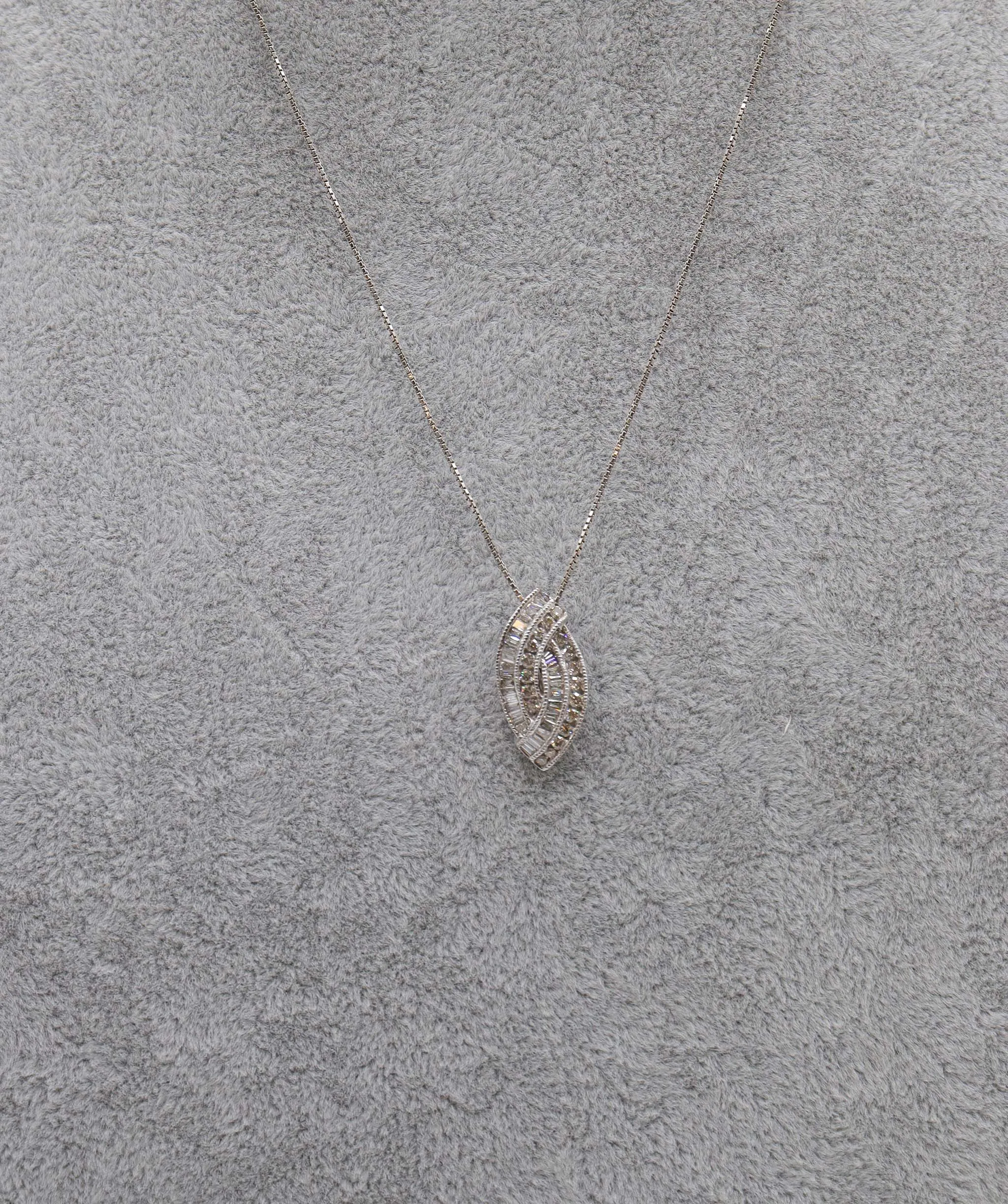 White Gold Diamond necklace - DXBS1014